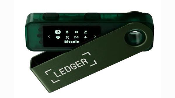 کیف پول لجر نانو اس پلاس 